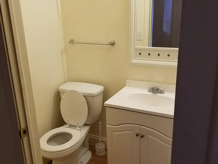 308 E Main St — Photo 12