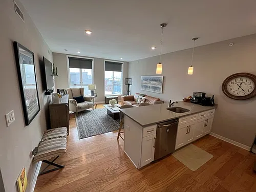 Floor plan 403
