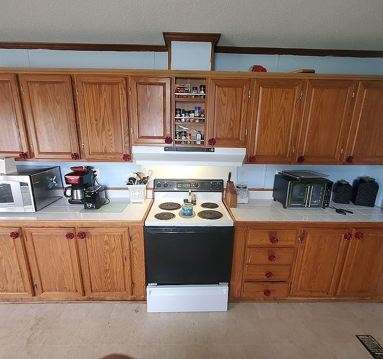 1037 Hunters Mountain Pkwy, Troy, AL 36079 Zillow