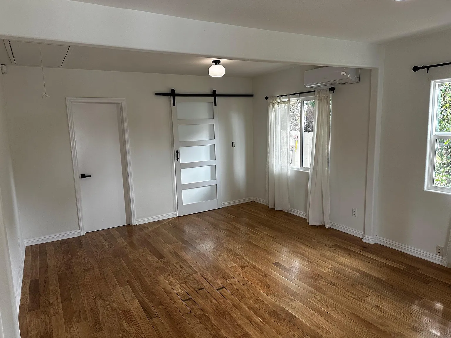 2362 N Alvarado St — Photo 3