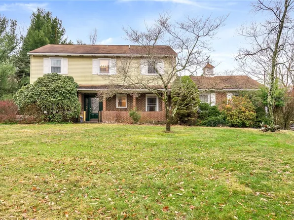 5831 Maple Grove Rd, Bulger, PA 15019