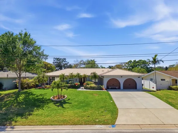 1316 Kennywood Dr, Largo, FL 33770