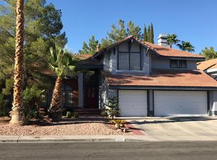 9716 Falling Star Ave, Las Vegas, NV 89117