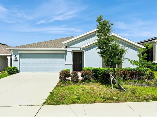 1949 Heart Lake Dr, Groveland, FL 34736