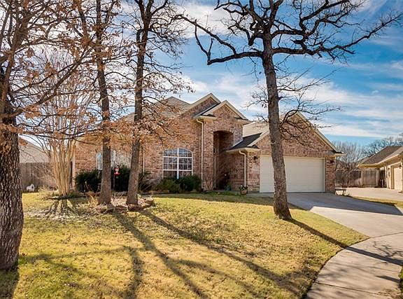 2nd image of 704 Royal Oak Ct