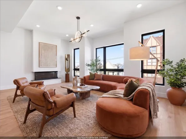 81 Lexington Avenue image 1 of 46
