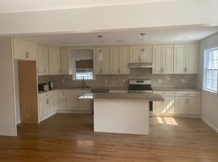 75 Andrew St FLOOR 1, Bayonne, NJ 07002