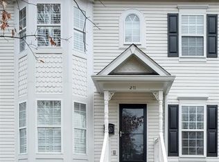 271 McCullough Ave, Saint Louis, MO 63122