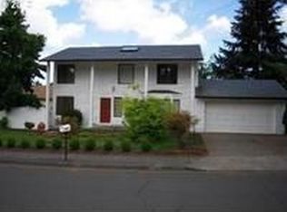 18275 SW Hart Dr, Beaverton, OR 97007