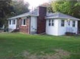 7 Linden St, Chelmsford, MA 01824