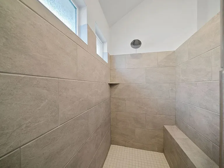6631 Morgan Path — Photo 14