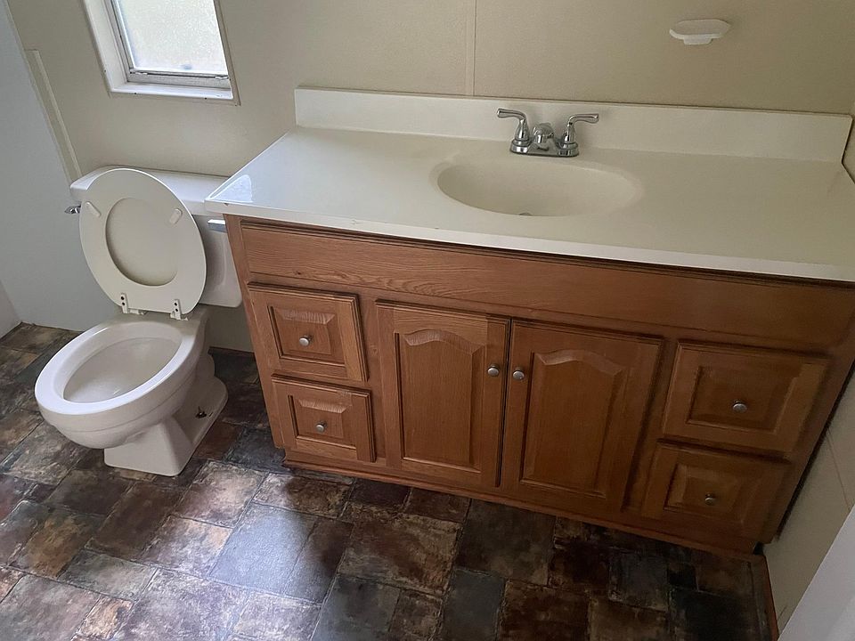 1st image of 805 Dupont Dr