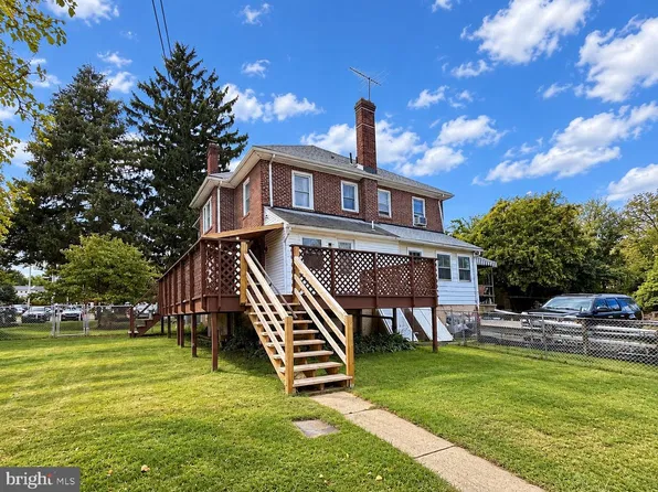 625 Nutt Rd, Phoenixville, PA 19460