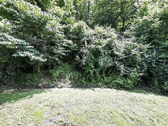 5th image of 500 Fairbanks Ave