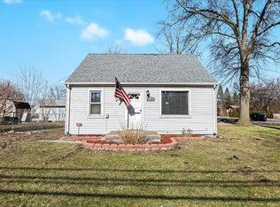 22350 Maplelawn Ave, Taylor, MI 48180