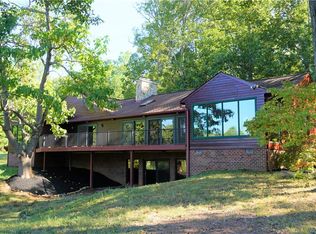 18298 Hewlett Rd, Beaverdam, VA 23015