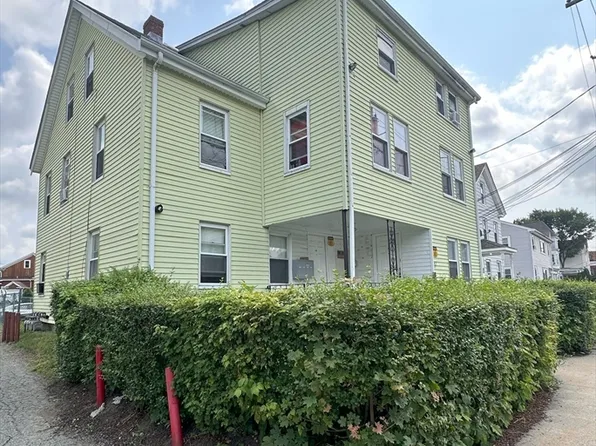 47-49 Pearl St, Stoughton, MA 02072