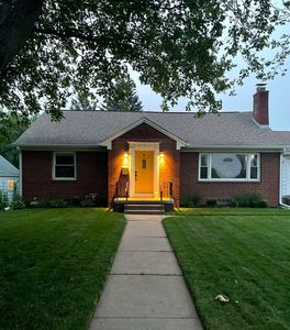 824 W Lombard St, Davenport, IA, 52804