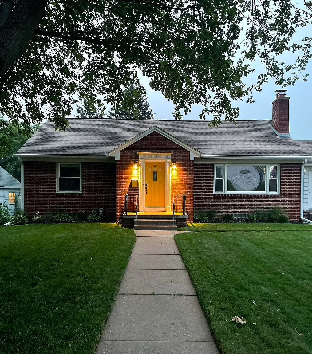 824 W Lombard St photo 1