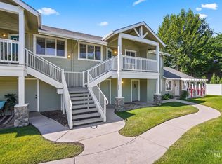 517 W State St, Eagle, ID 83616