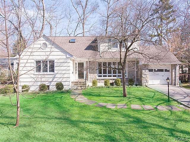 1st image of 29 Doris Dr