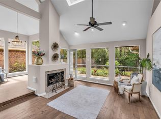 22 Cedar Chase Pl, Spring, TX 77381