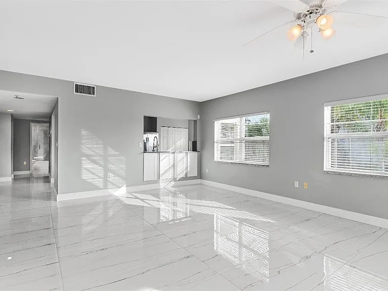 2725 Terra Ceia Bay Blvd #201 — Photo 9