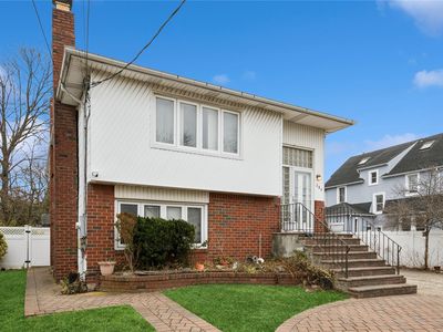306 Hamilton Avenue, Hewlett, NY, 11557