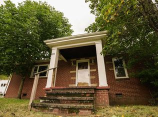 475 Mount Clare Rd, Clarksburg, WV 26301