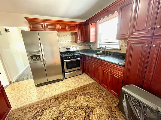 Rented by Luxury Apartments LIC | media 16