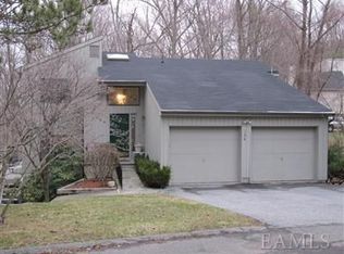 136 Mitchell Rd, Somers, NY 10589