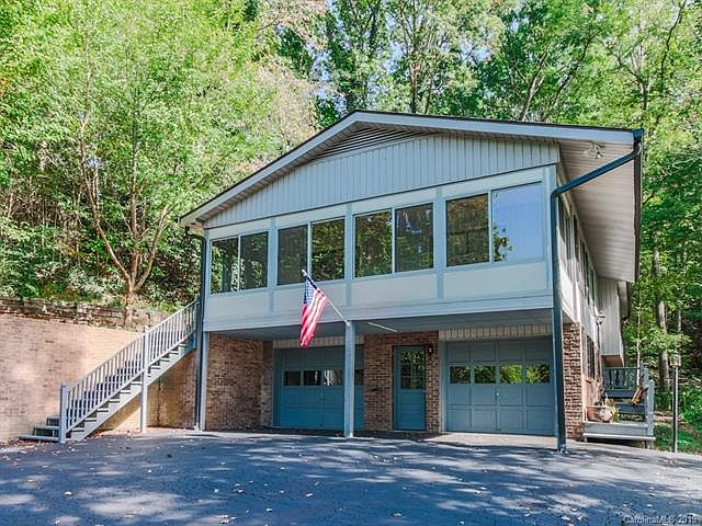 1st image of 202 Haywood Knolls Dr