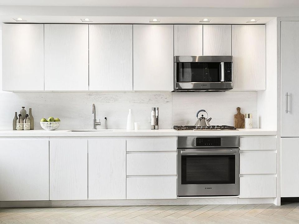 1st image of 101 Wall St #22A