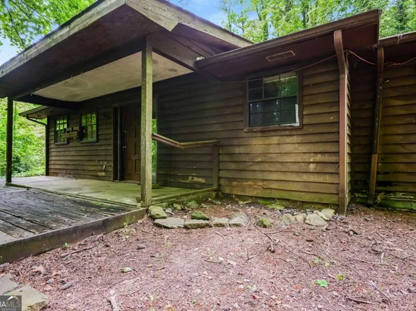 418 Honeysuckle Ln, Stockbridge, GA 30281