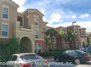7065 Sierra Club Cir, Naples, FL 34113