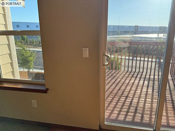 5th image of 18314 70th Avenue Ct E