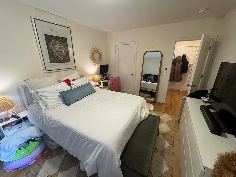877 Beacon St #3 — Photo 10