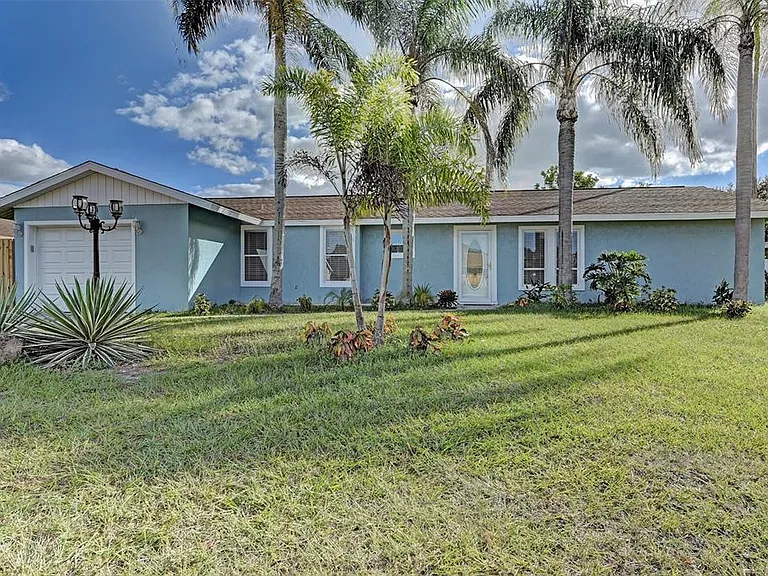 1106 Southern Pine Ln — Photo 2