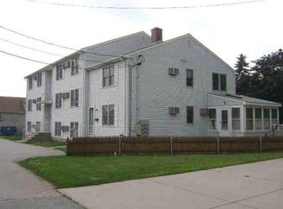 10 Avon St, Pawtucket, RI 02860