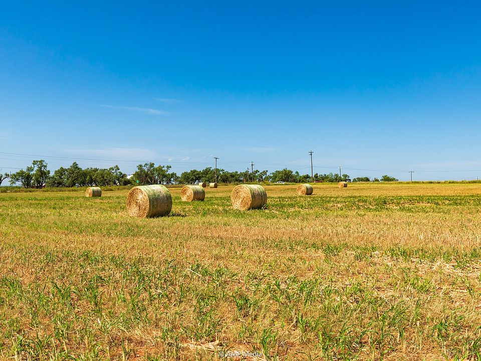 1st image of 2746 Fm