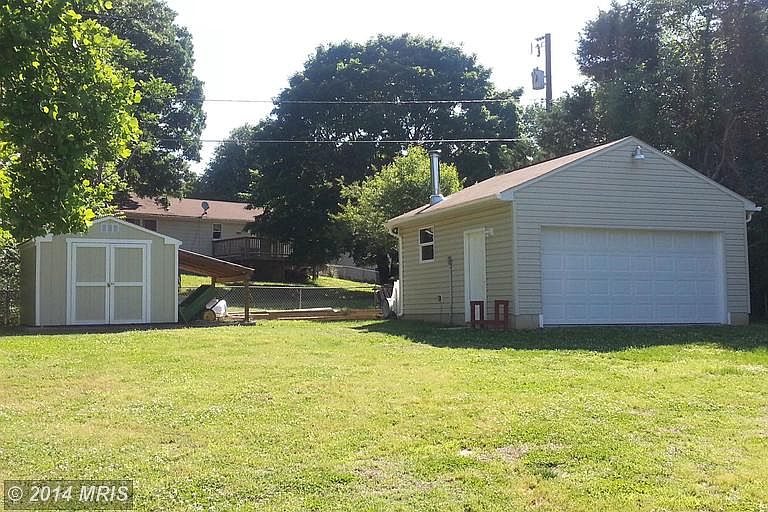 2nd image of 1412 Elizabeth Dr