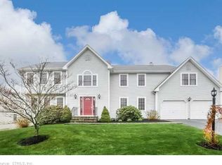 93 Juniper Dr, Milford, CT 06461