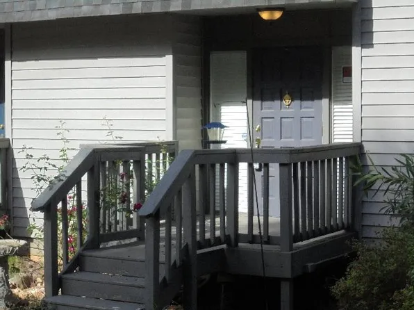 301 Harbor Heights Dr #C, Lexington, SC 29072