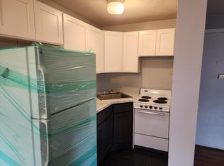 60 Niles St #B1, Hartford, CT 06105