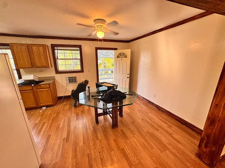 2637 2nd St #B4 — Photo 16