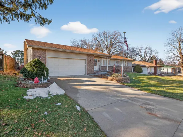 2204 Easley St, Waterloo, IA 50702