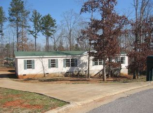 484 Redstone Ct, Winder, GA 30680