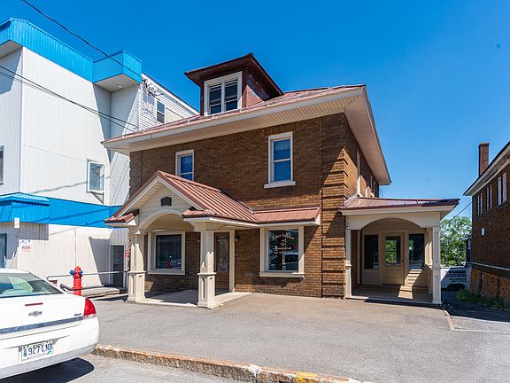 2nd image of 324 Main Street