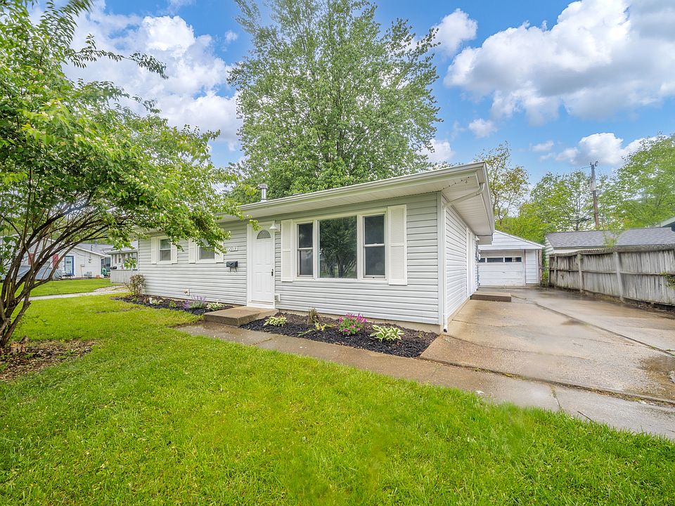 1st image of 2913 Dakota Dr