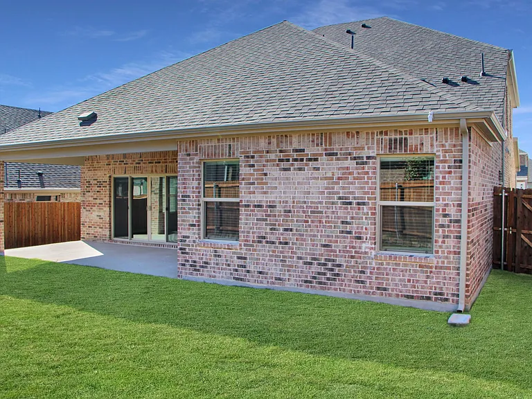 1602 Lannon Ln — Photo 22